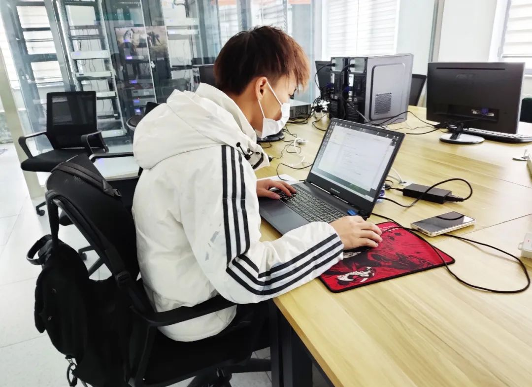 服务客户，J9国际站 J9人是认真的!